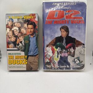 The Mighty Ducks & D2 The Mighty Ducks VHS Set of 2 - TESTED